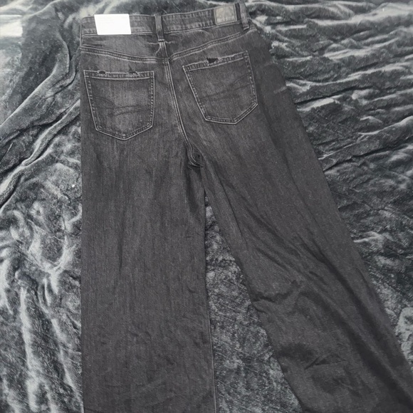 AE Dreamy Drape Stretch Super High-Waisted Baggy Wide-Leg Jean in Black, 10R NWT - Picture 4 of 6